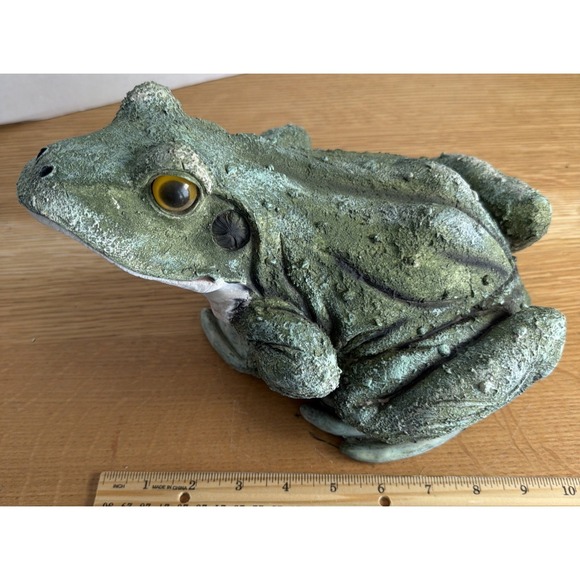 Vintage Outdoors Garden Landscape Green Frog Plastic - Picture 9 of 11